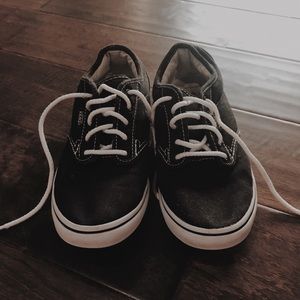 new vintage black lace up vans